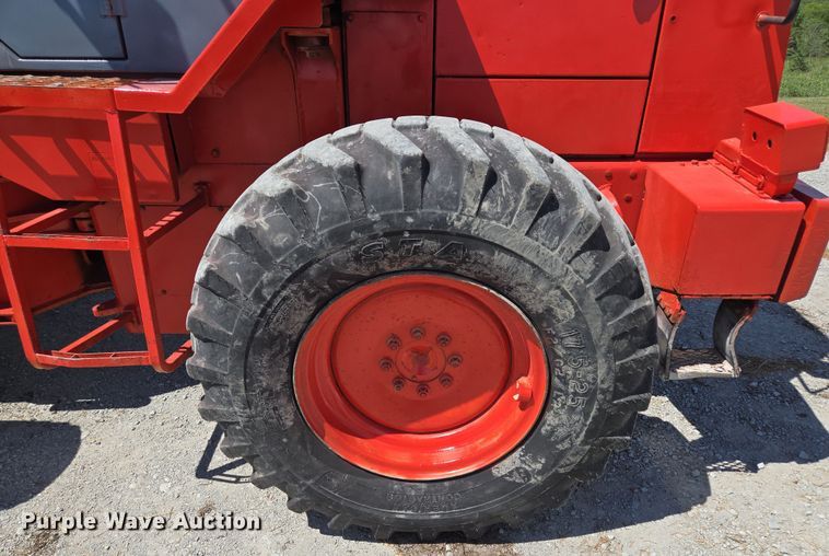 image for item EV1626 1995 Fiat-Allis FR70 wheel loader