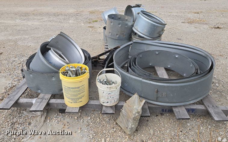 image for item EV1638 Approximately 20 galvanized pipe clamps