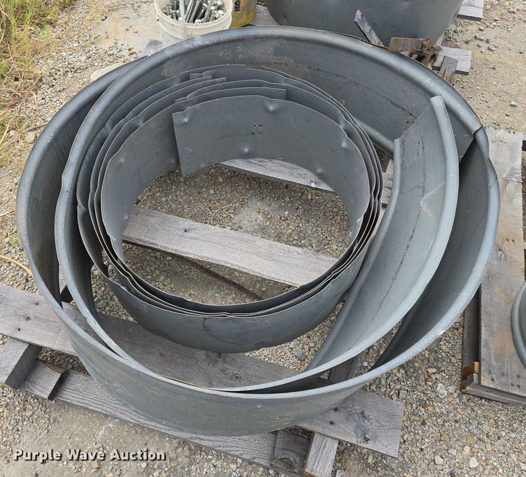 image for item EV1638 Approximately 20 galvanized pipe clamps