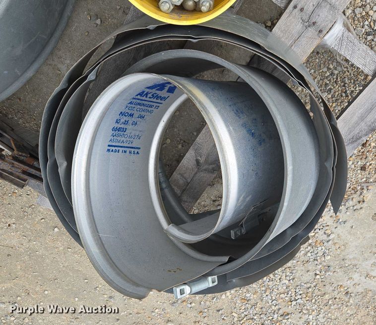 image for item EV1638 Approximately 20 galvanized pipe clamps