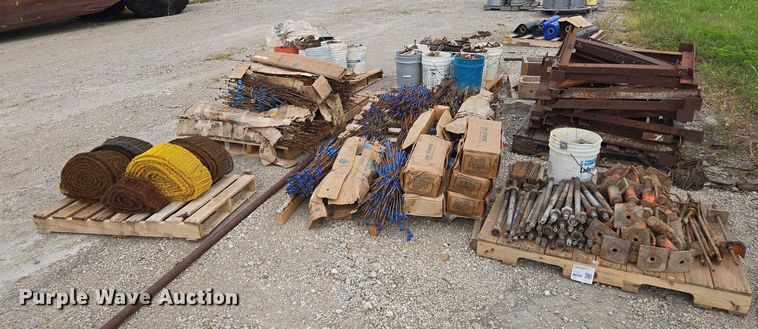 image for item EV1639 Forming equipment