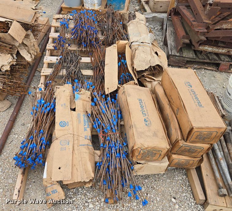 image for item EV1639 Forming equipment