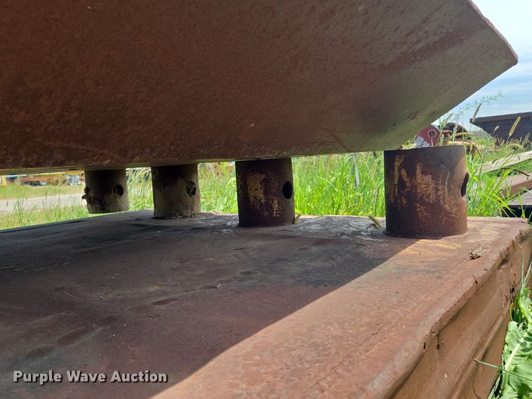 image for item EV1645 Trench box