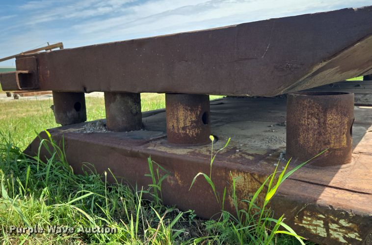 image for item EV1645 Trench box