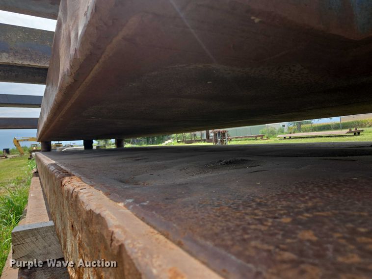 image for item EV1647 (2) trench boxes