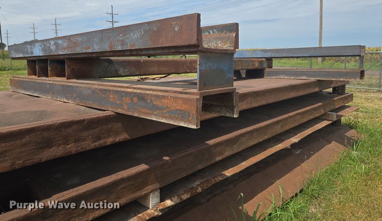 image for item EV1647 (2) trench boxes