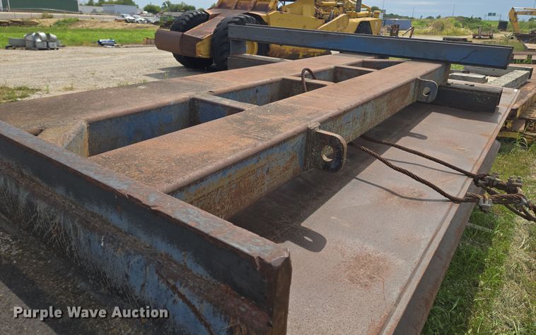 image for item EV1647 (2) trench boxes