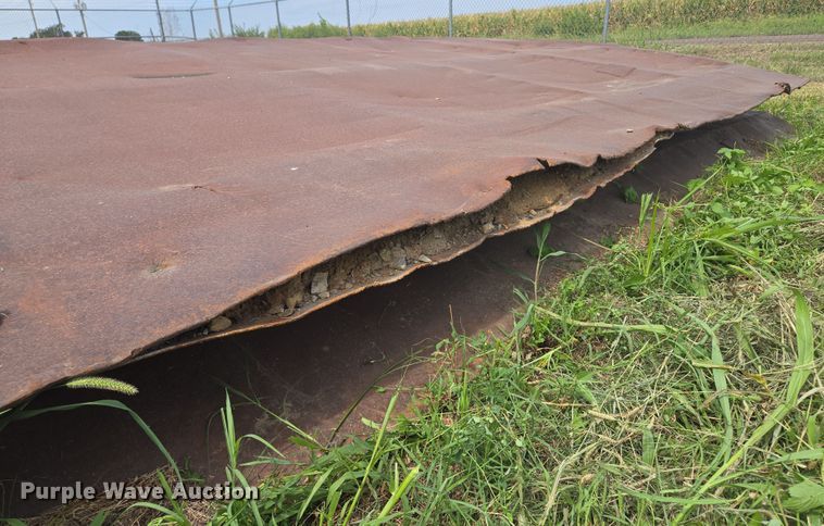 image for item EV1648 Trench box