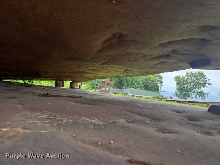 image for item EV1648 Trench box