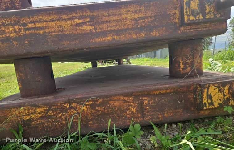 image for item EV1649 Trench box 