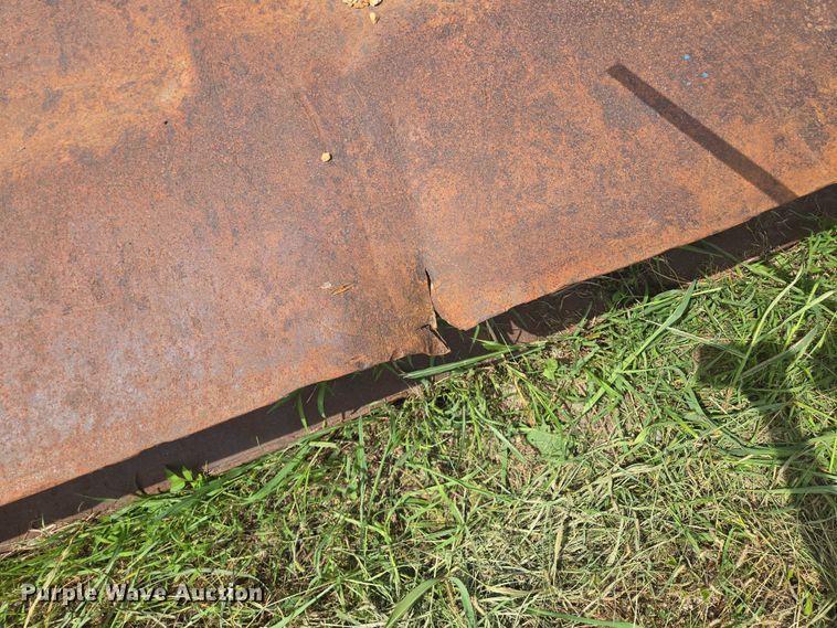 image for item EV1650 Trench box