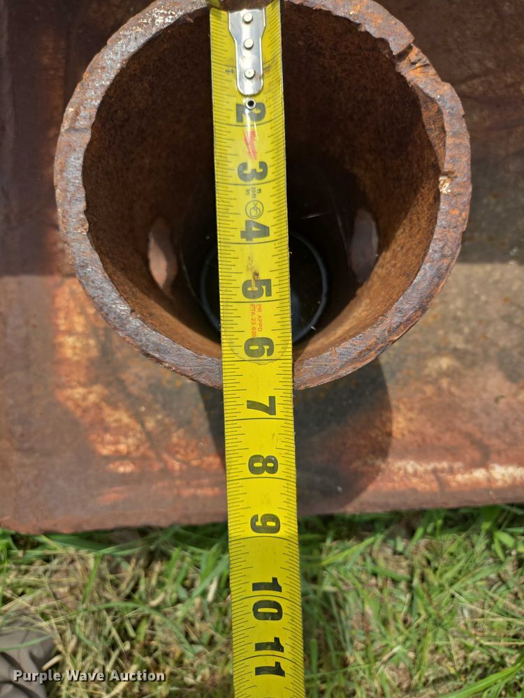 image for item EV1650 Trench box