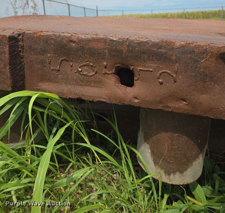 image for item EV1650 Trench box