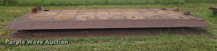 image for item EV1651 Trench box