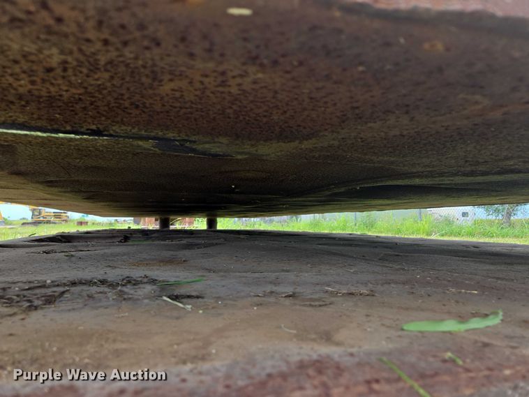 image for item EV1651 Trench box