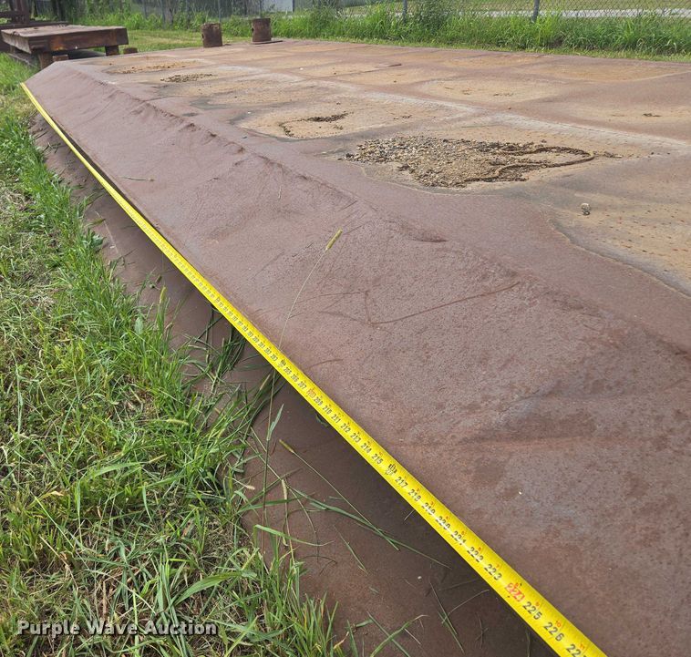 image for item EV1651 Trench box