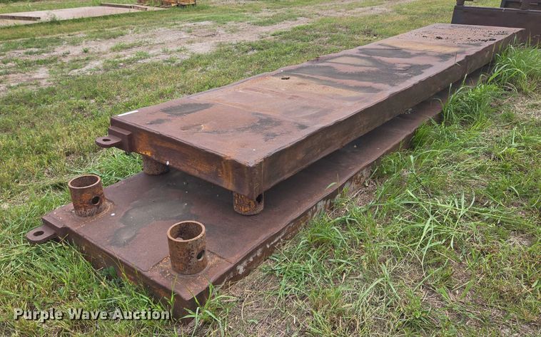 image for item EV1652 Trench box