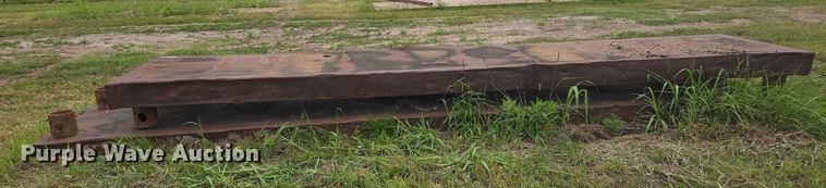 image for item EV1652 Trench box