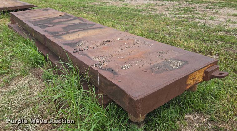 image for item EV1652 Trench box