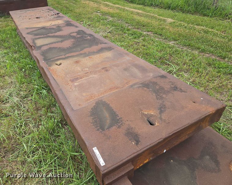 image for item EV1652 Trench box