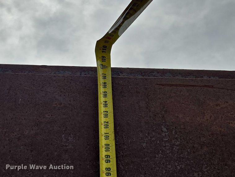 image for item EV1654 GME 48HDW trench box