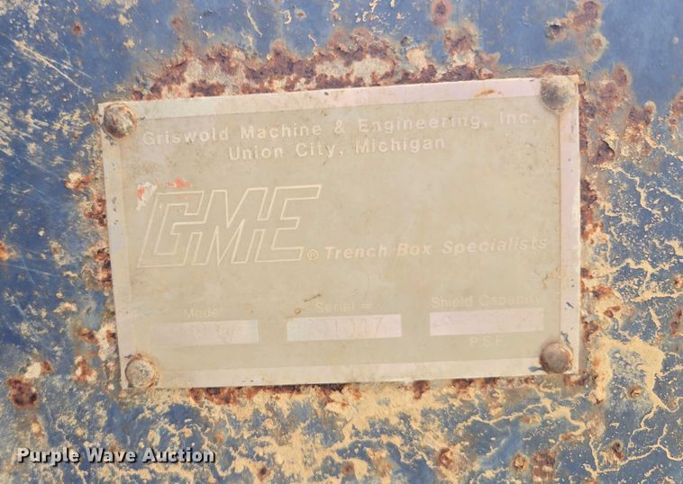 image for item EV1654 GME 48HDW trench box