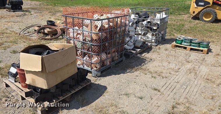 image for item EV1659 Pipe fittings