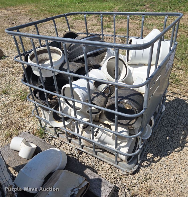 image for item EV1659 Pipe fittings