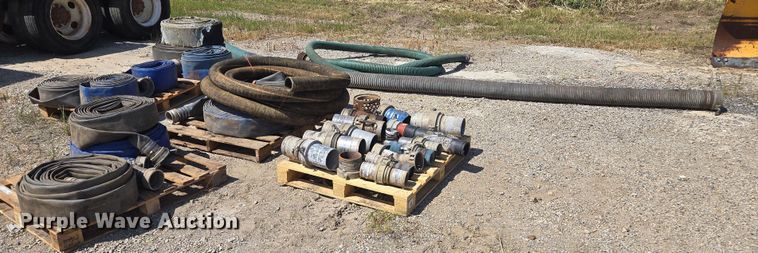 image for item EV1661 Hoses and couplings 