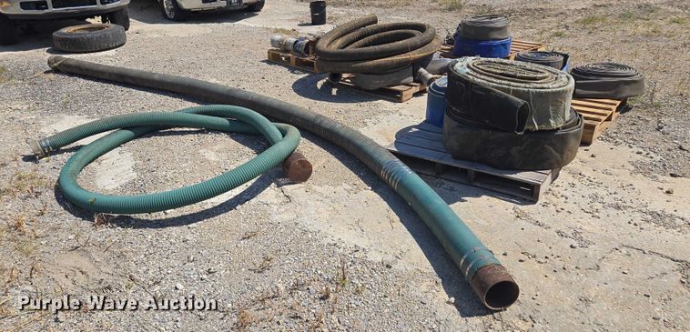 image for item EV1661 Hoses and couplings 