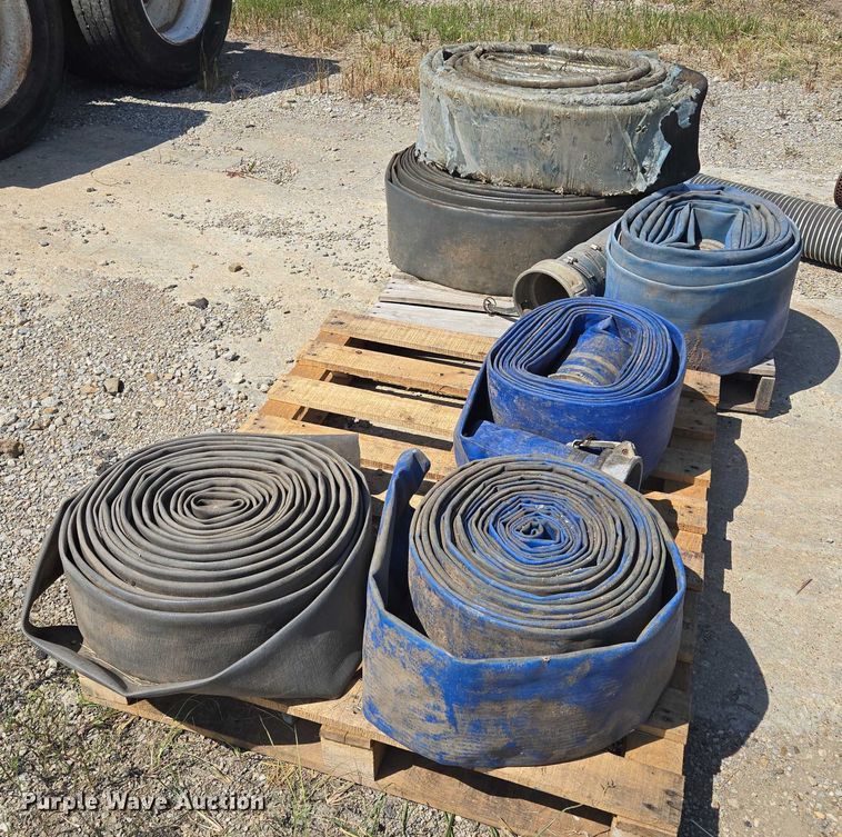 image for item EV1661 Hoses and couplings 