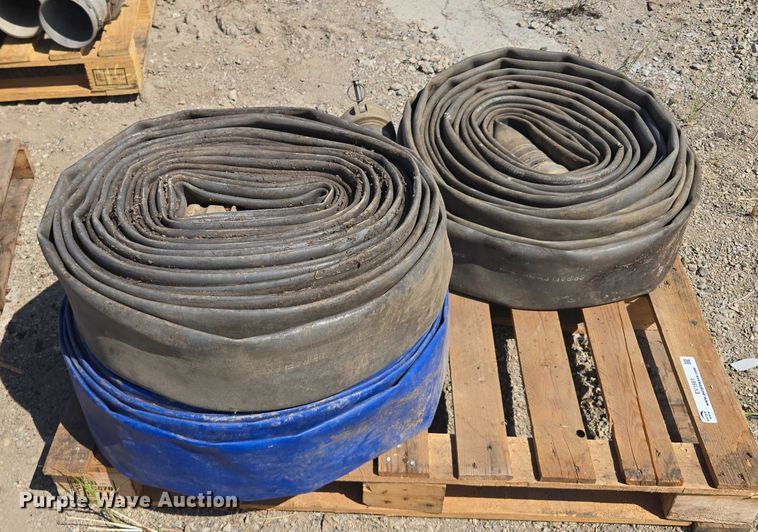 image for item EV1661 Hoses and couplings 