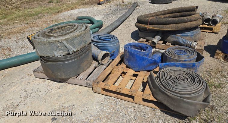 image for item EV1661 Hoses and couplings 