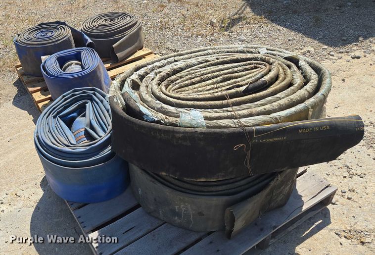 image for item EV1661 Hoses and couplings 