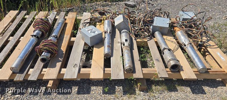 image for item EV1663 Franklin Electric submersible pumps