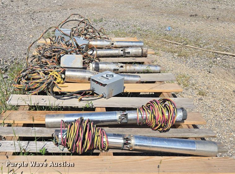 image for item EV1663 Franklin Electric submersible pumps