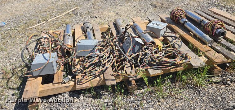 image for item EV1663 Franklin Electric submersible pumps