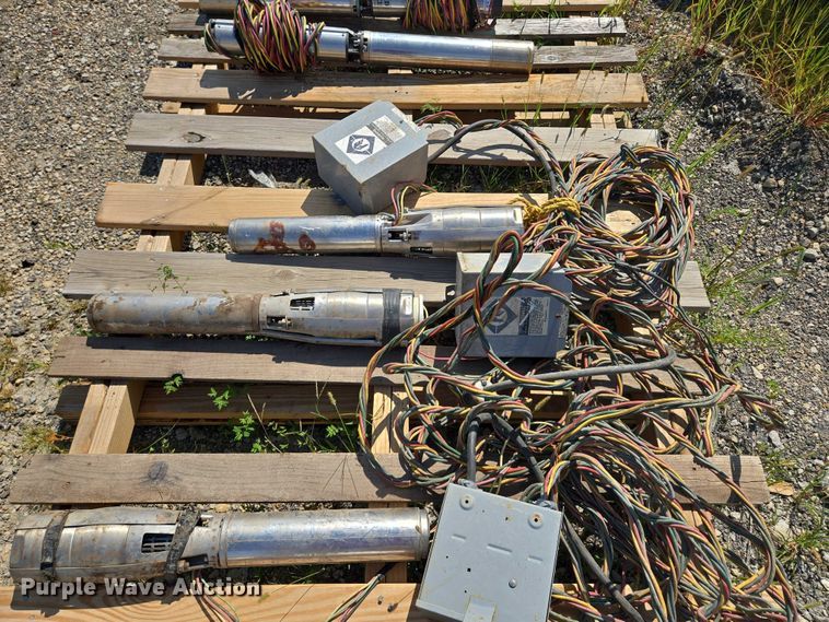 image for item EV1663 Franklin Electric submersible pumps