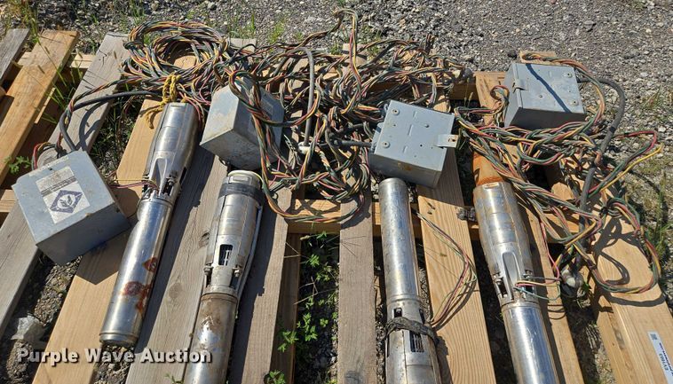 image for item EV1663 Franklin Electric submersible pumps