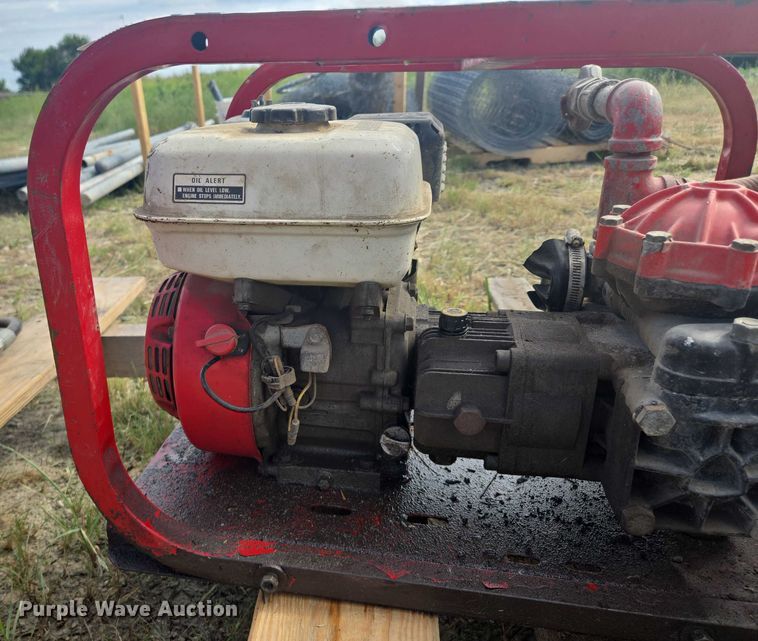 image for item EV1669 Hydrostatic test pump