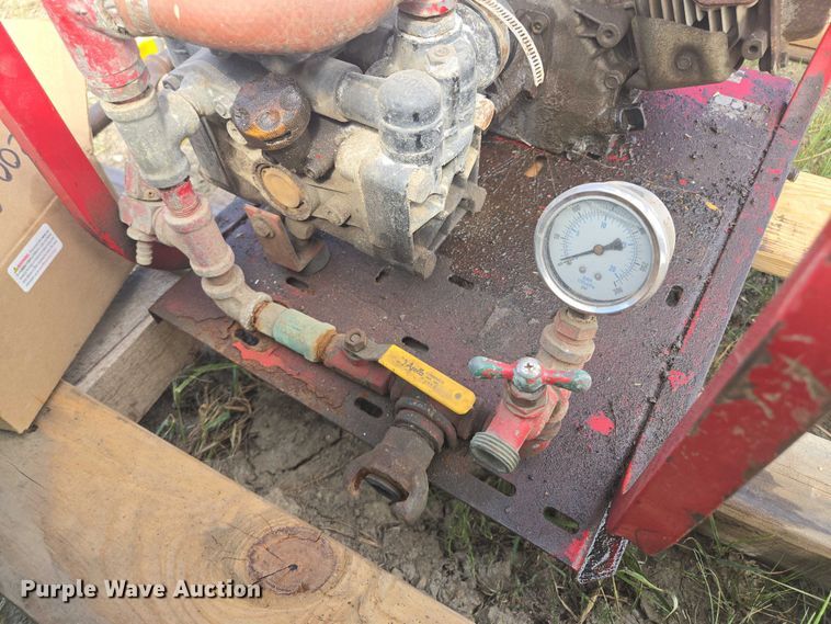 image for item EV1669 Hydrostatic test pump