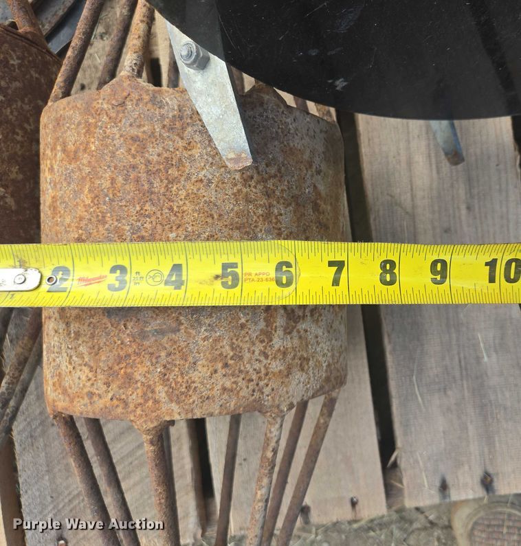 image for item EV1672  (3) deflection gauges 