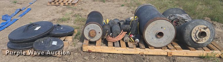 image for item EV1673 Pipe plugs and caps