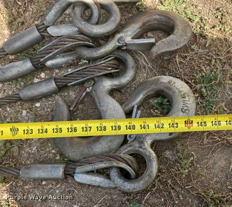 image for item EV1677 Approximately 40 rigging cables 