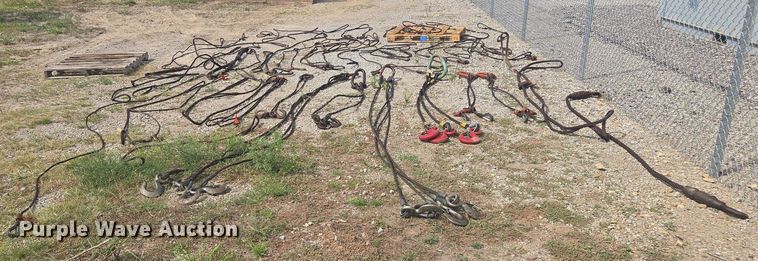 image for item EV1677 Approximately 40 rigging cables 