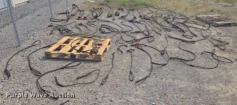 image for item EV1677 Approximately 40 rigging cables 