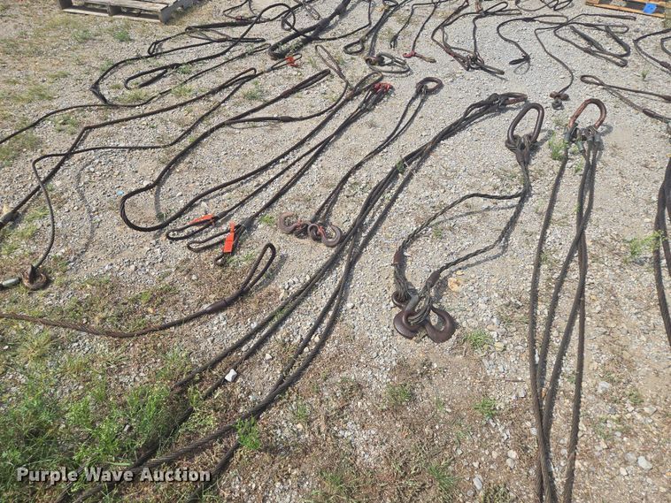 image for item EV1677 Approximately 40 rigging cables 