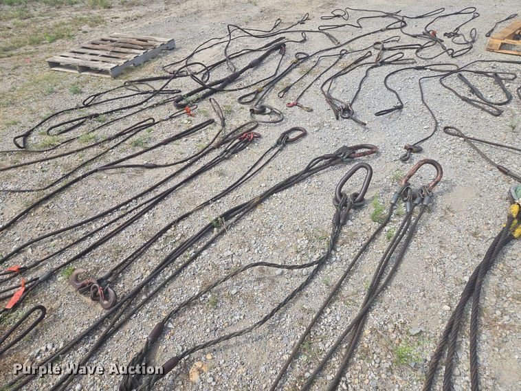 image for item EV1677 Approximately 40 rigging cables 