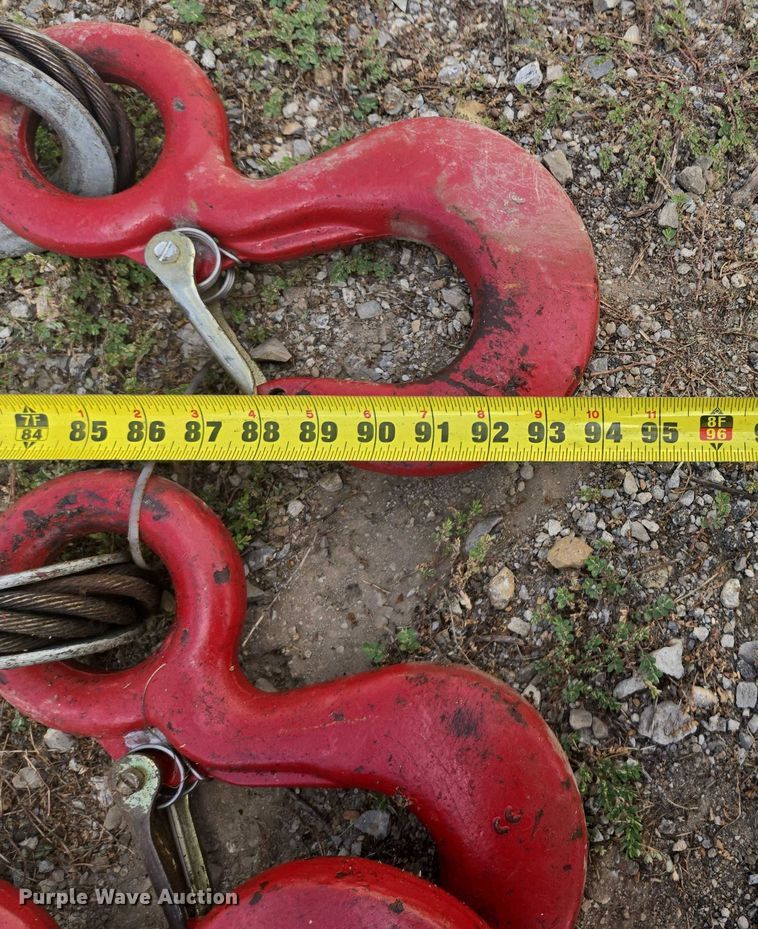 image for item EV1677 Approximately 40 rigging cables 