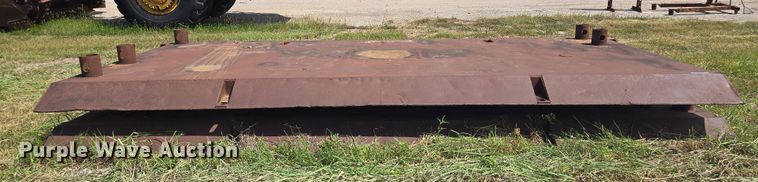 image for item EV1679 Trench box